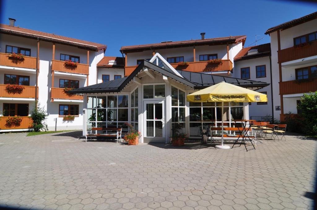 Hotel Toelzer Hof Бад-Тольц Экстерьер фото