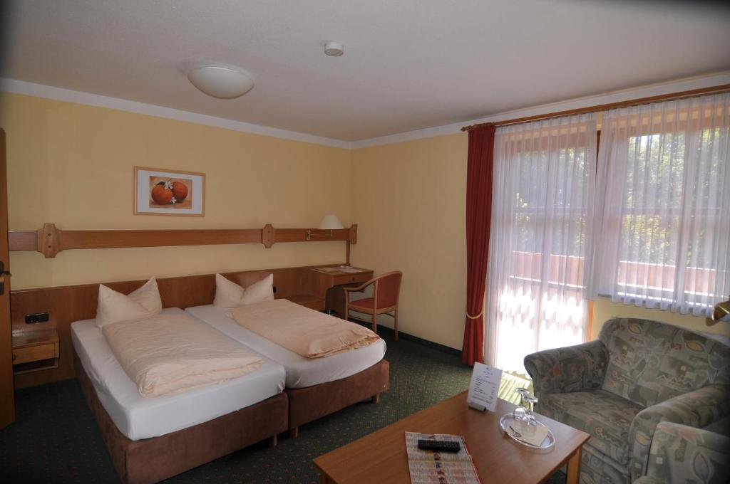 Hotel Toelzer Hof Бад-Тольц Номер фото